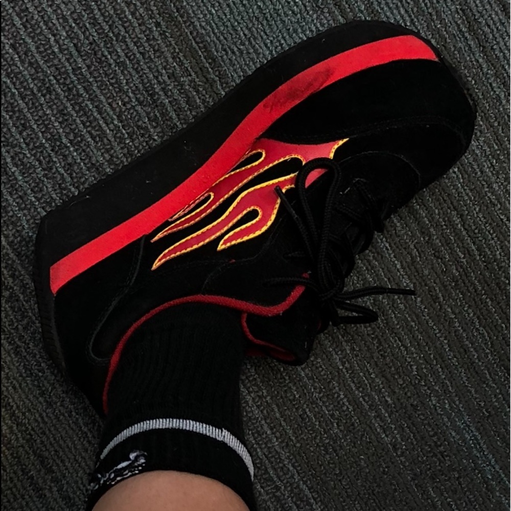 ISO volatile platforms.